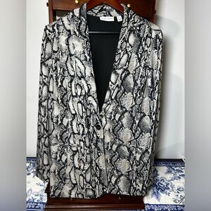 Susan Graver Black and Cream Snake Skin Patterned Liquid Knit Blazer Women’s L